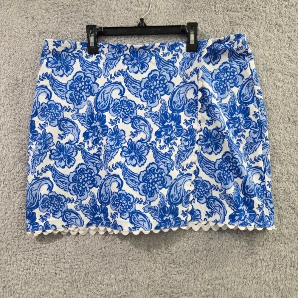 Crown & Ivy Women's Skort Size 14 Blue Floral Paisley Scallop Hem Stretch Mini